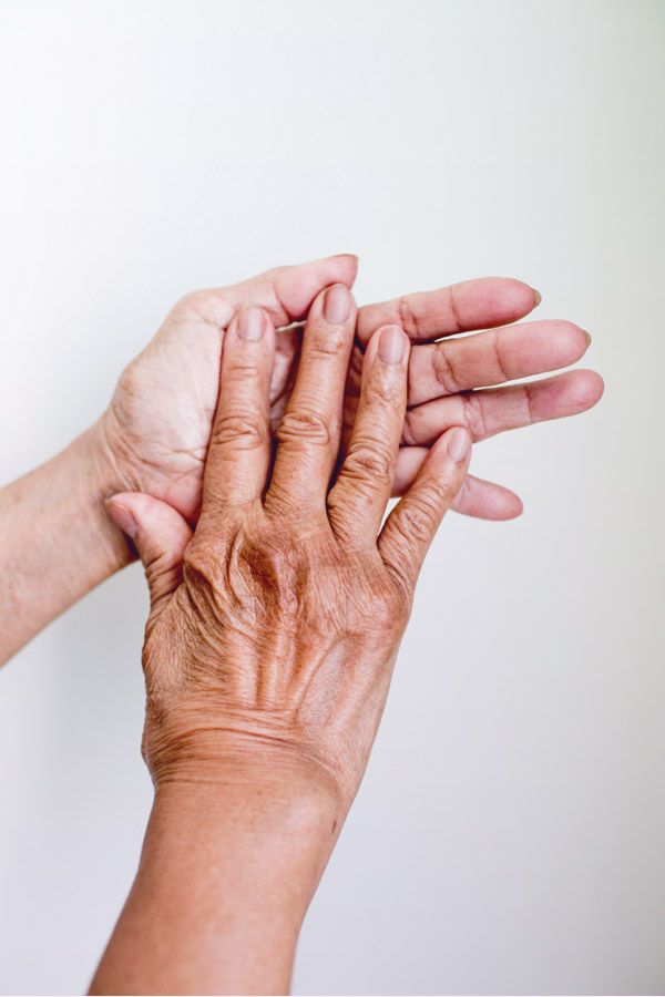 9 Early Signs and Symptoms of Rheumatoid Arthritis ...