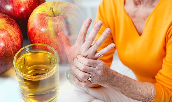 Arthritis: Taking apple cider vinegar can help ease joint ...