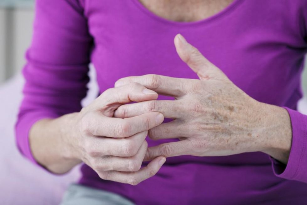 How IV Therapy Can Help You Cope with Arthritis Pain