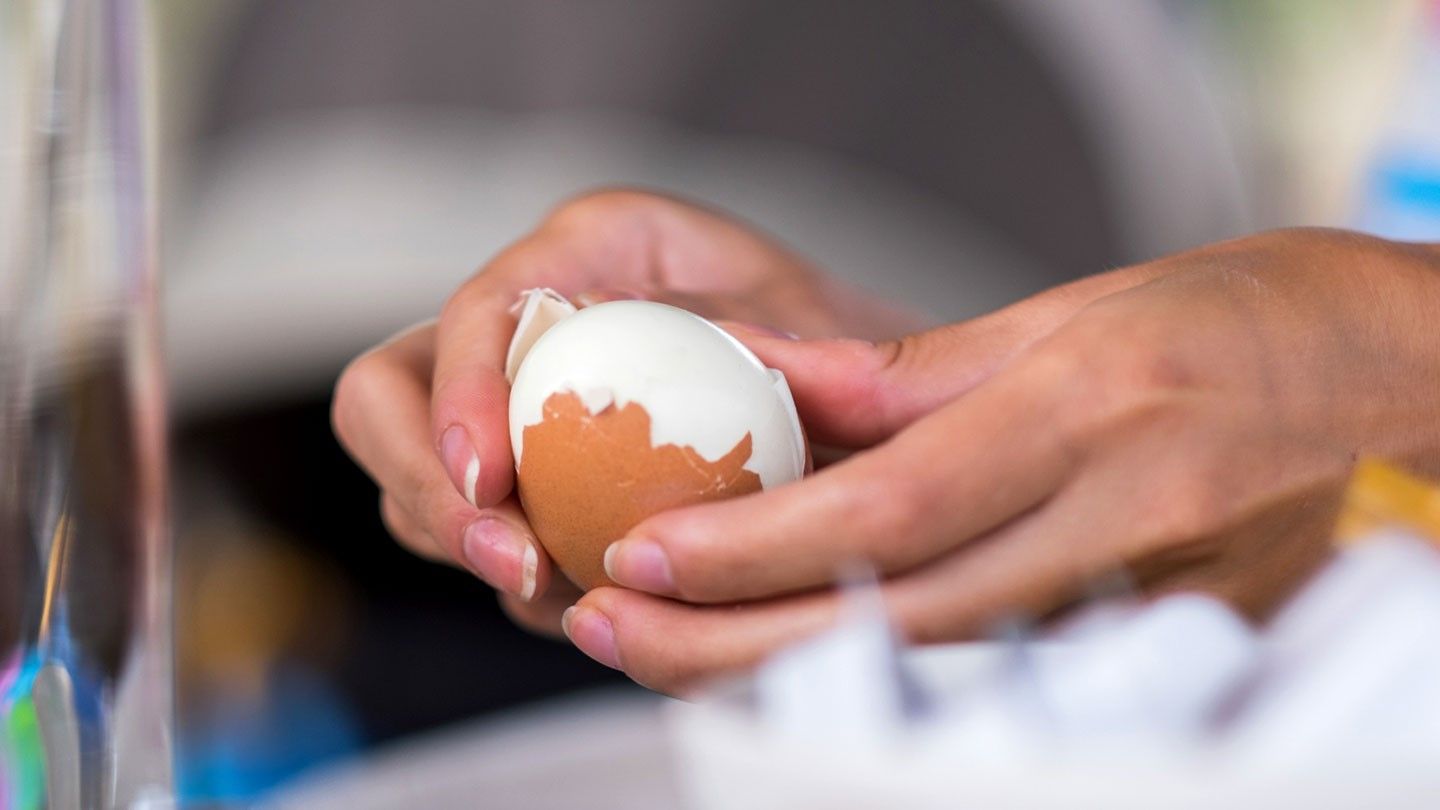 Peel An Egg Tricks For People With Rheumatoid Arthritis ...