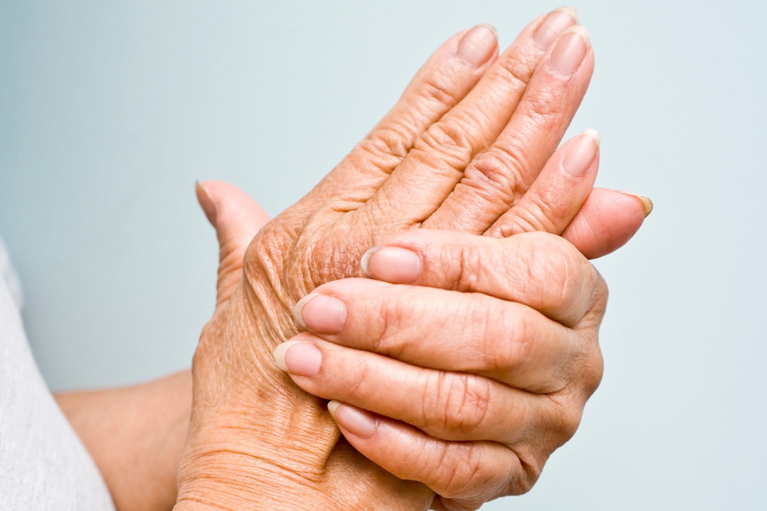 Rheumatoid Arthritis Meds May Help Fight Severe COVID