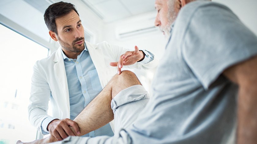 Rheumatoid Arthritis Pain: How a Pain Specialist Can Help