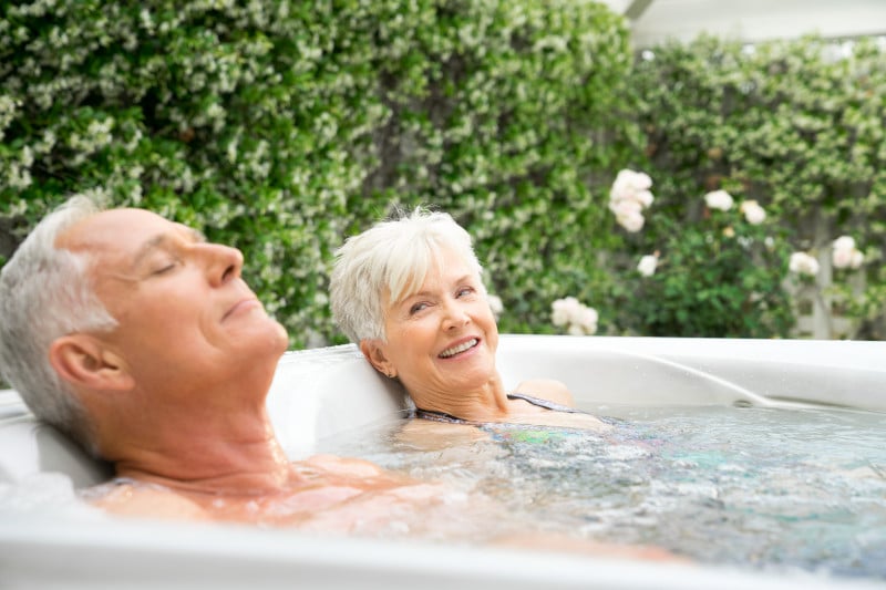 (Top 5) Best Hot Tub for Arthritis Sufferers